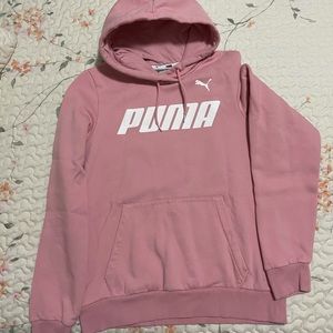 PUMA Pink Hoodie 🌺